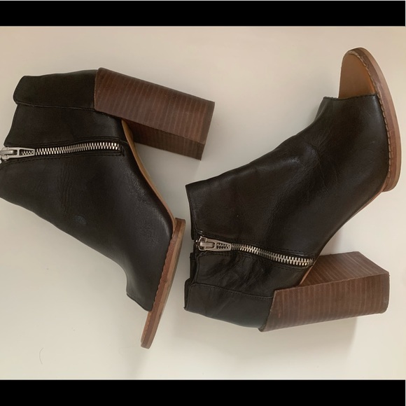 Dolce Vita Black Peep Toe Bootie With Wood Heel - Picture 14 of 15